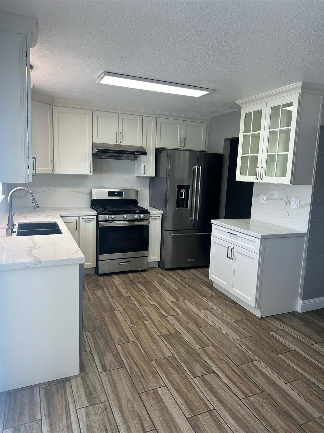Tracy, CA 95376,655 Palm CIR