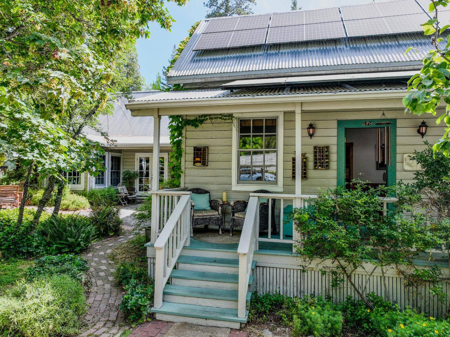 Nevada City, CA 95959,578 Main ST