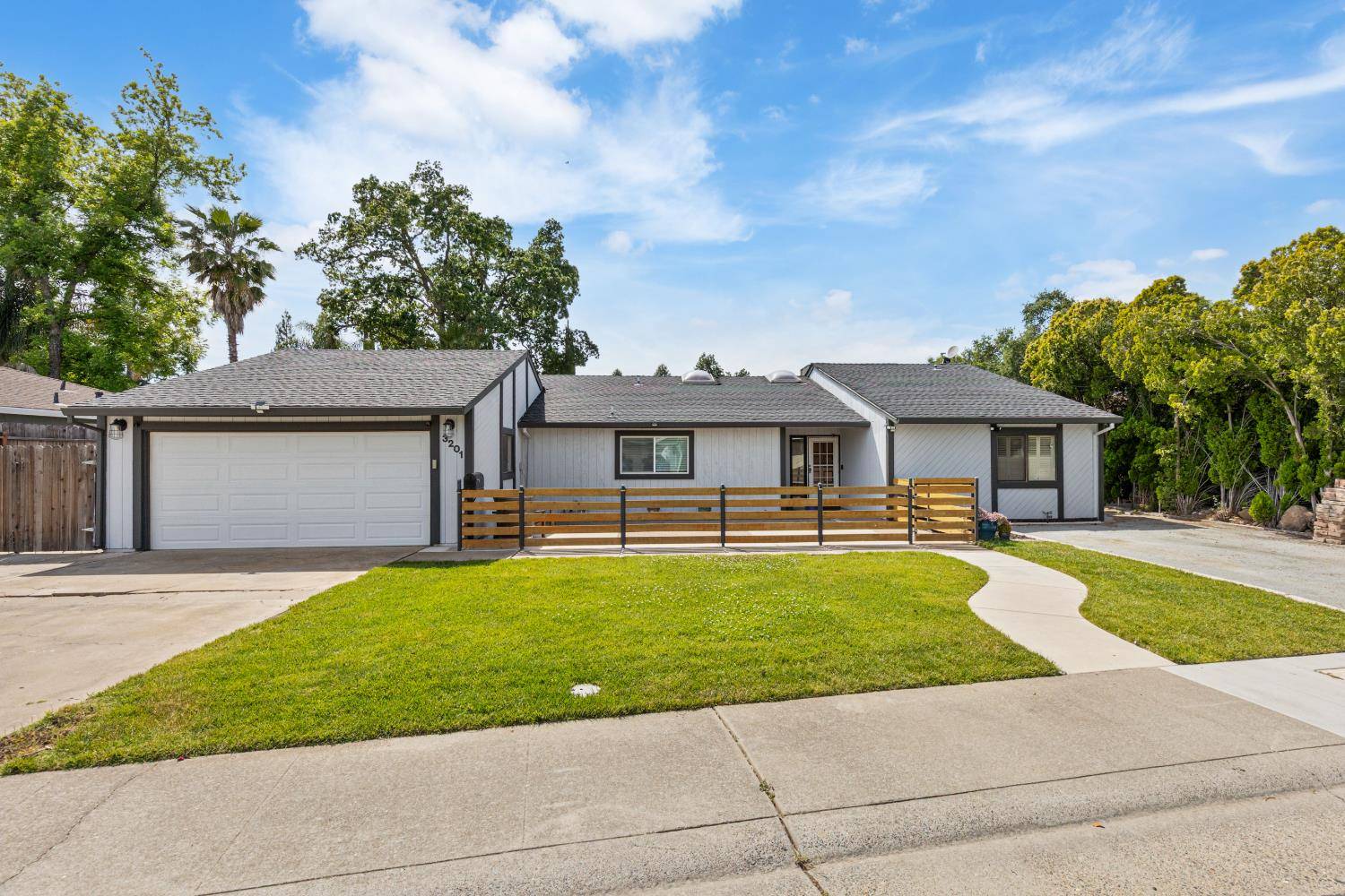 Carmichael, CA 95608,3201 Kaiser WAY