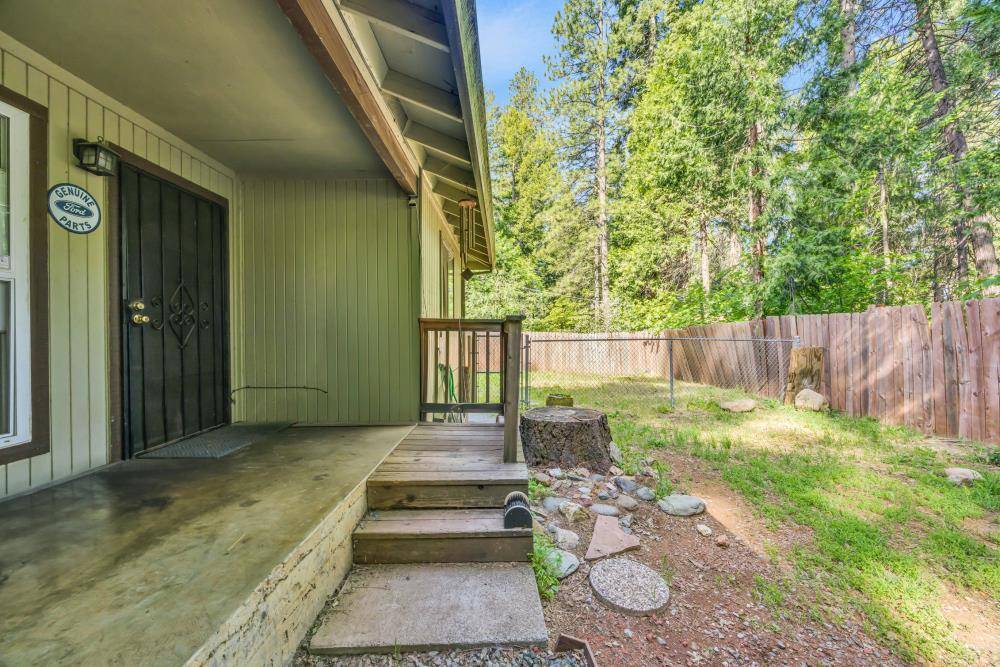 Pollock Pines, CA 95726,2960 Back Pack TRL