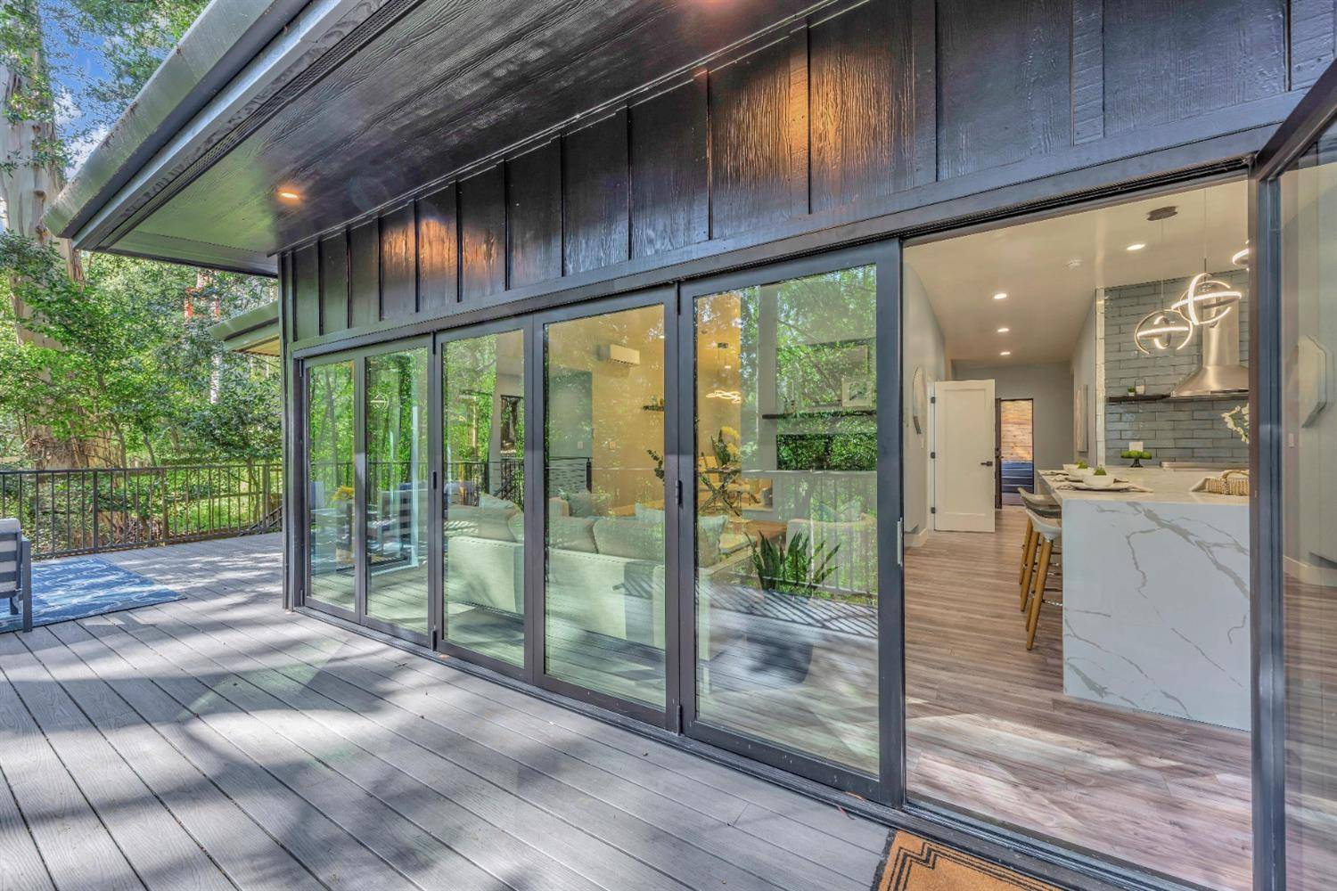 Oakland, CA 94611,7032 Sayre DR