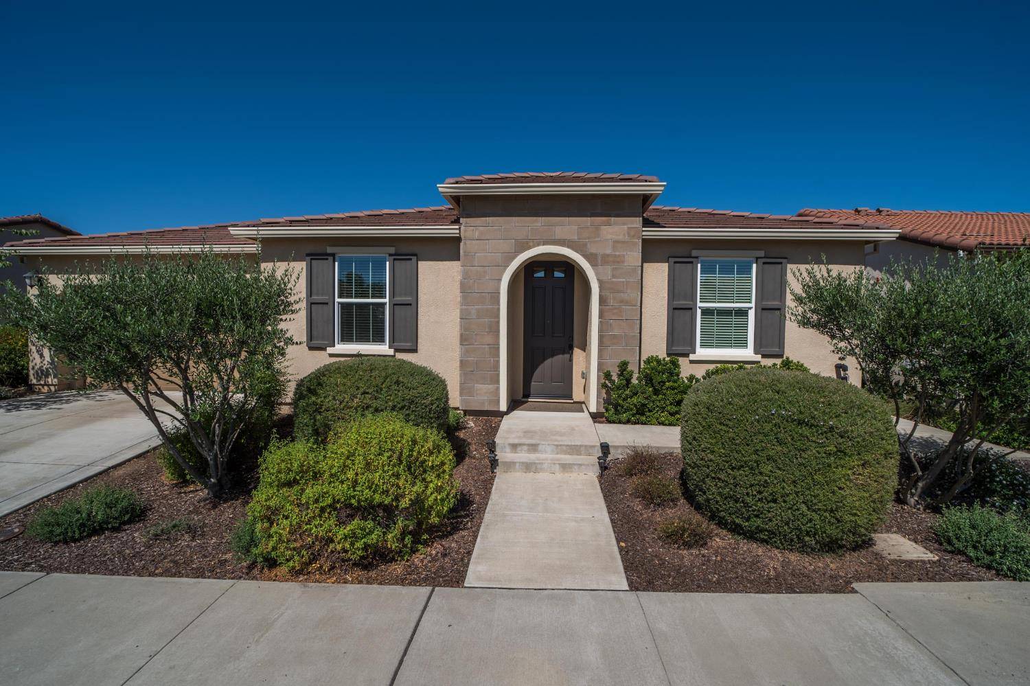 El Dorado Hills, CA 95762,1050 Pacifico LN