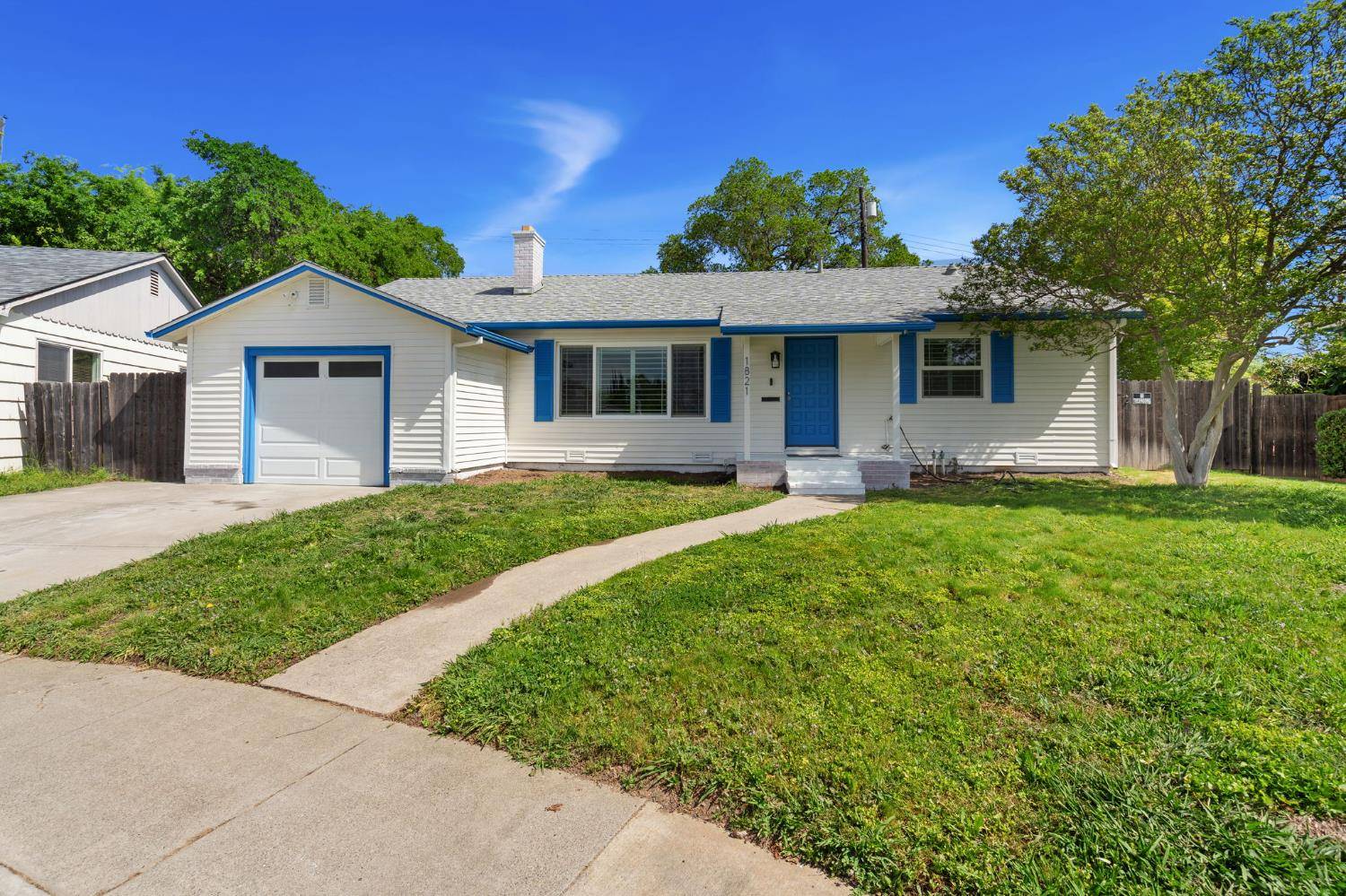 Sacramento, CA 95822,1821 Opper AVE