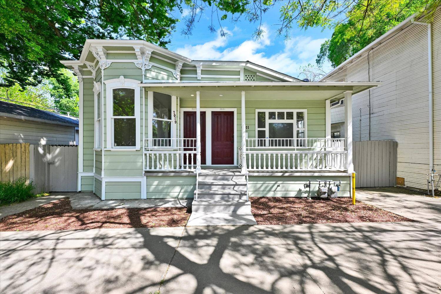 Sacramento, CA 95818,2021 12th ST
