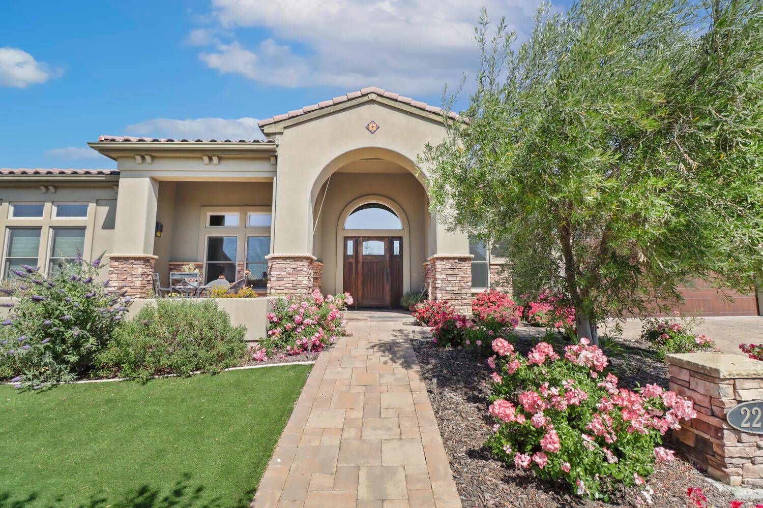 Woodland, CA 95776,2253 Somerset CIR