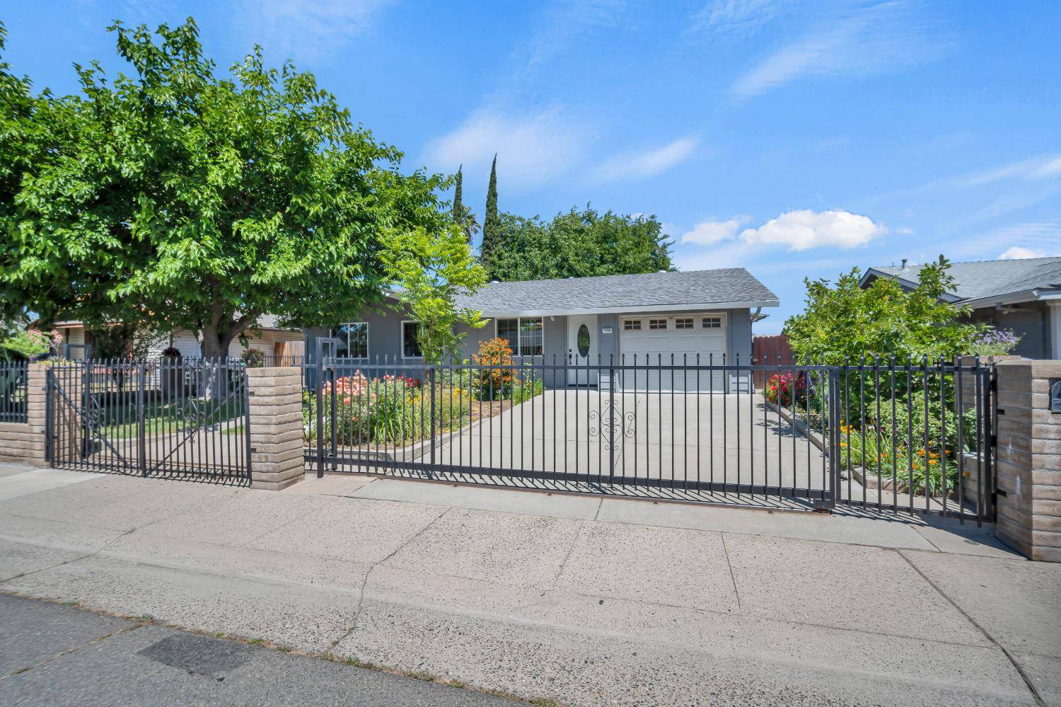 North Highlands, CA 95660,7166 Arutas DR