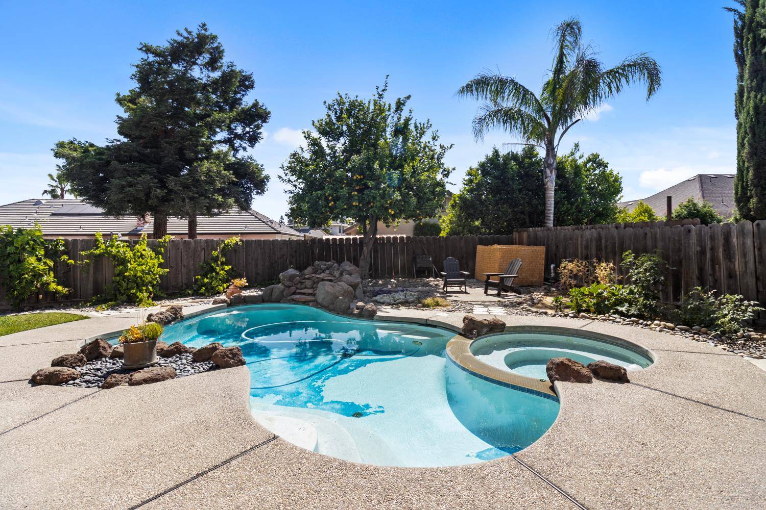 Manteca, CA 95336,938 Buttercup PL