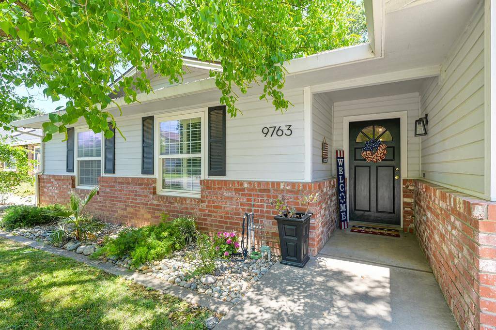 Elk Grove, CA 95624,9763 Falcon Meadow