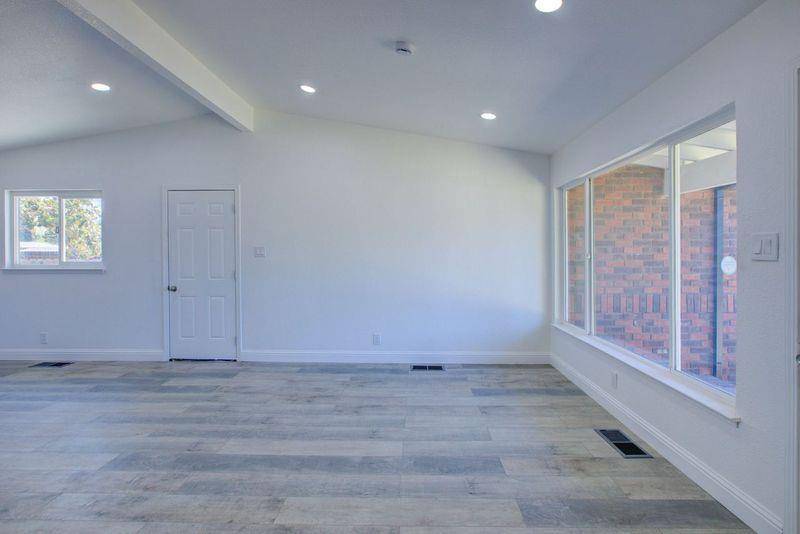 Modesto, CA 95355,3212 Triplett ST