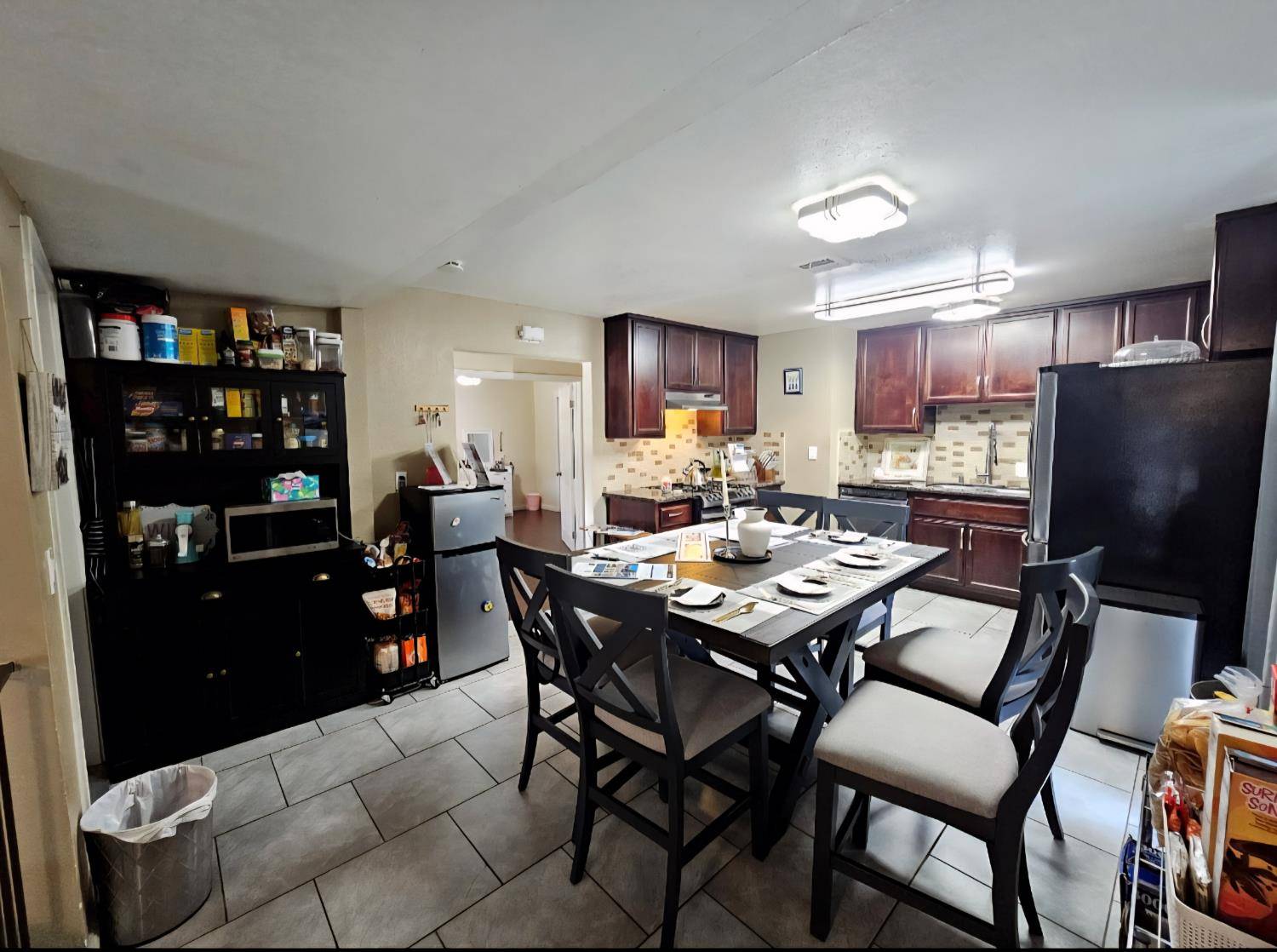 Sacramento, CA 95820,3891 26th AVE
