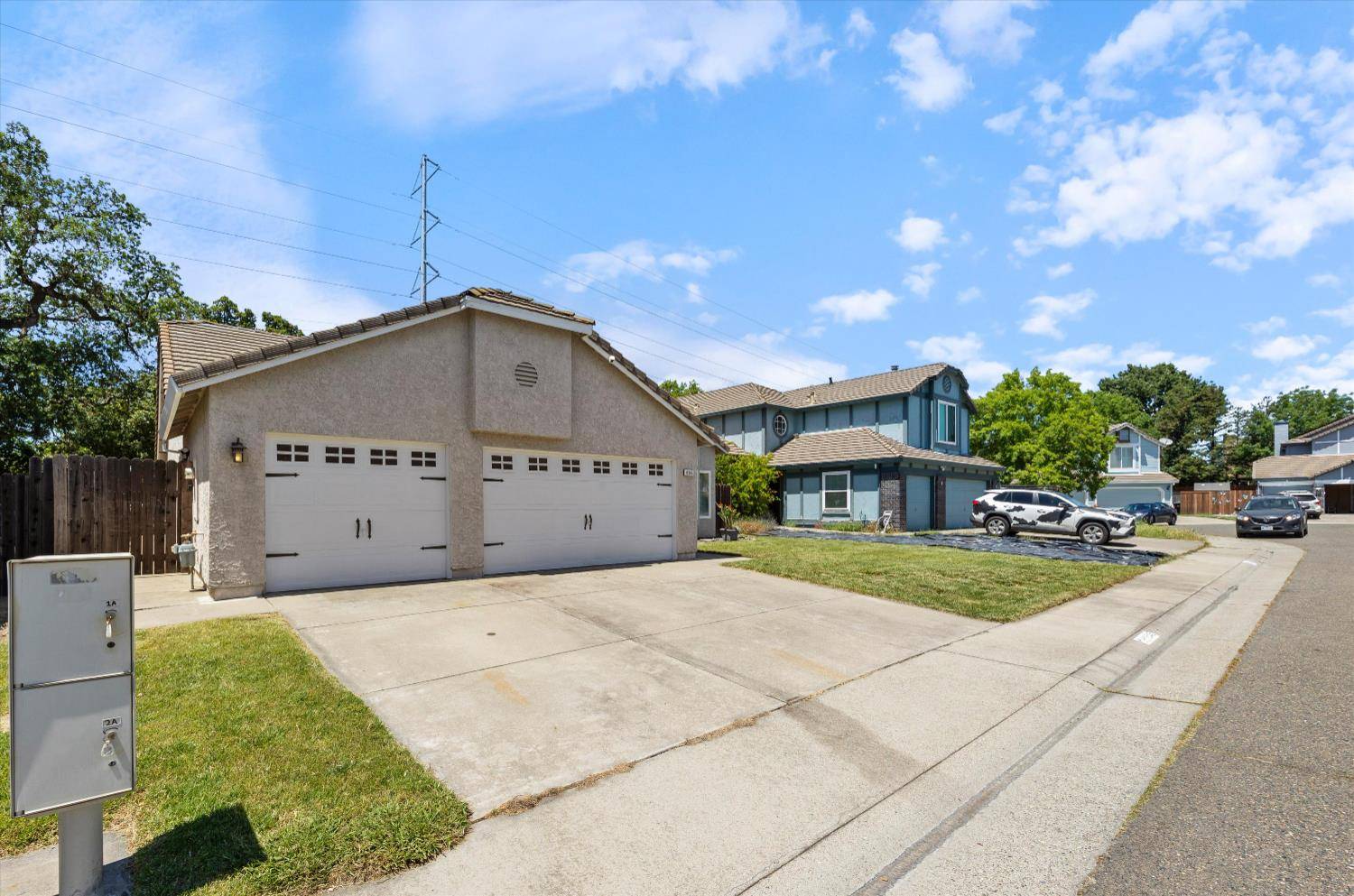 Antelope, CA 95843,8345 Clear Corrie CT