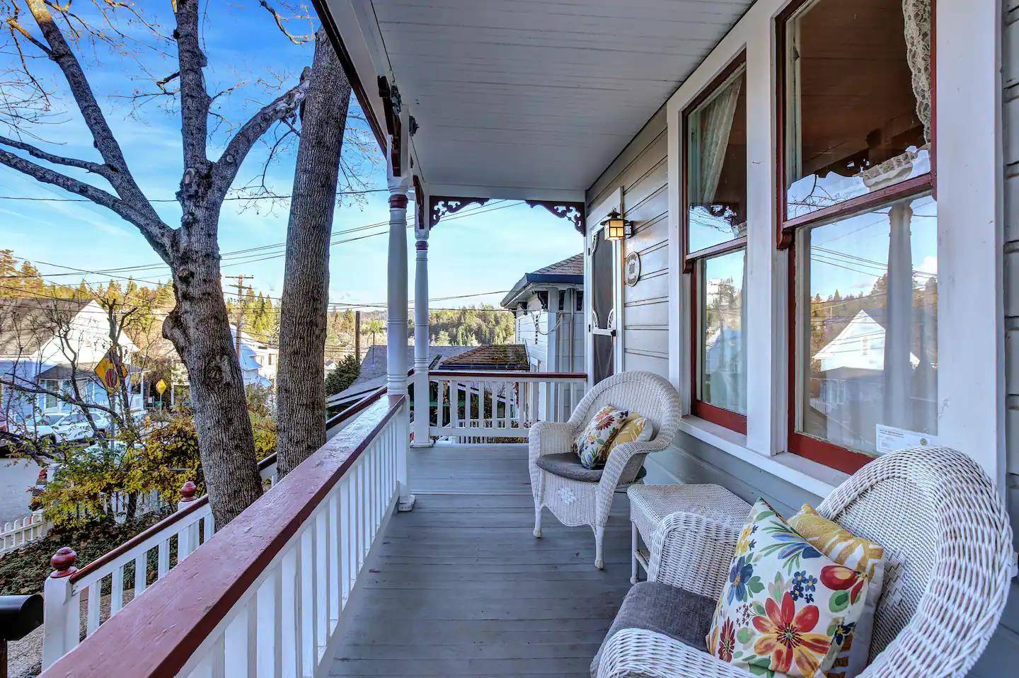 Grass Valley, CA 95945,407 Richardson ST