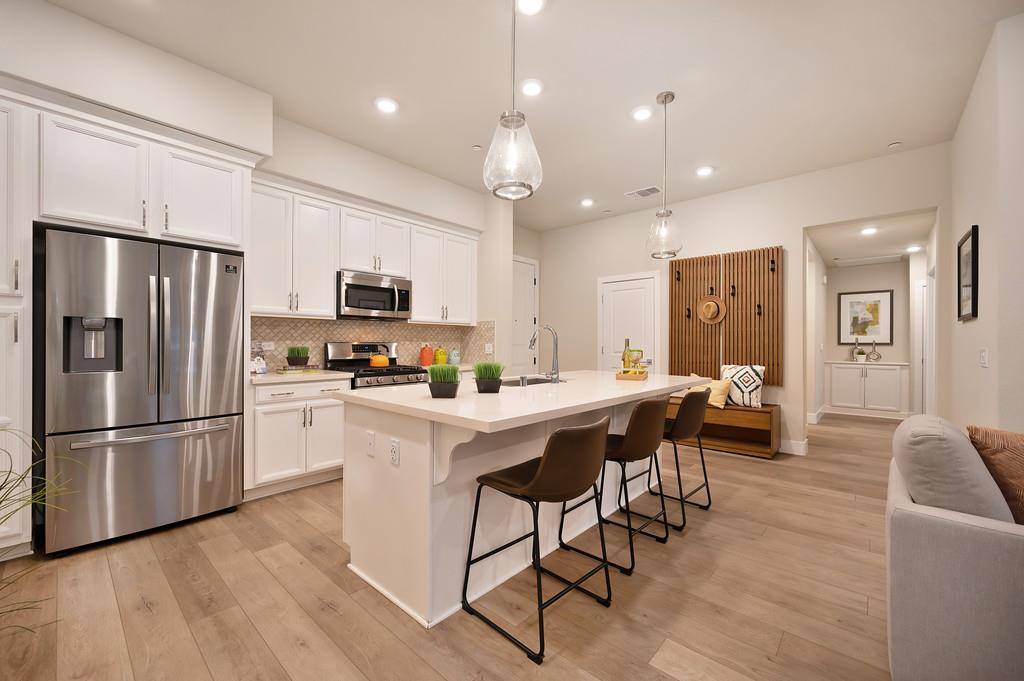 Davis, CA 95616,1661 Spring ST #441