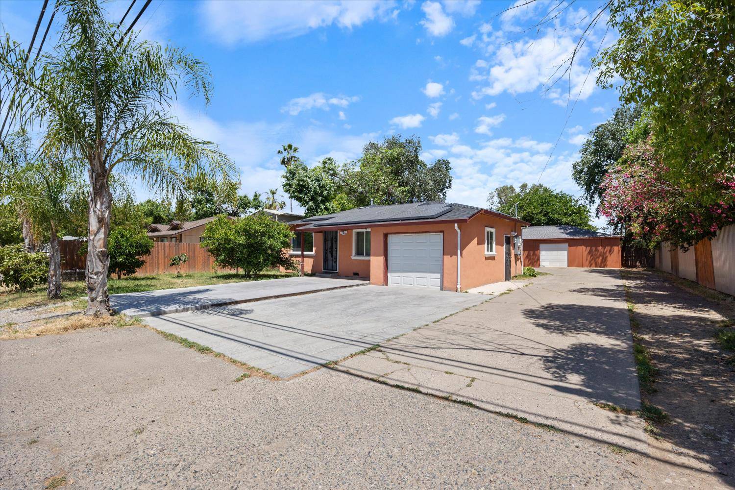 Rio Linda, CA 95673,1119 Q ST
