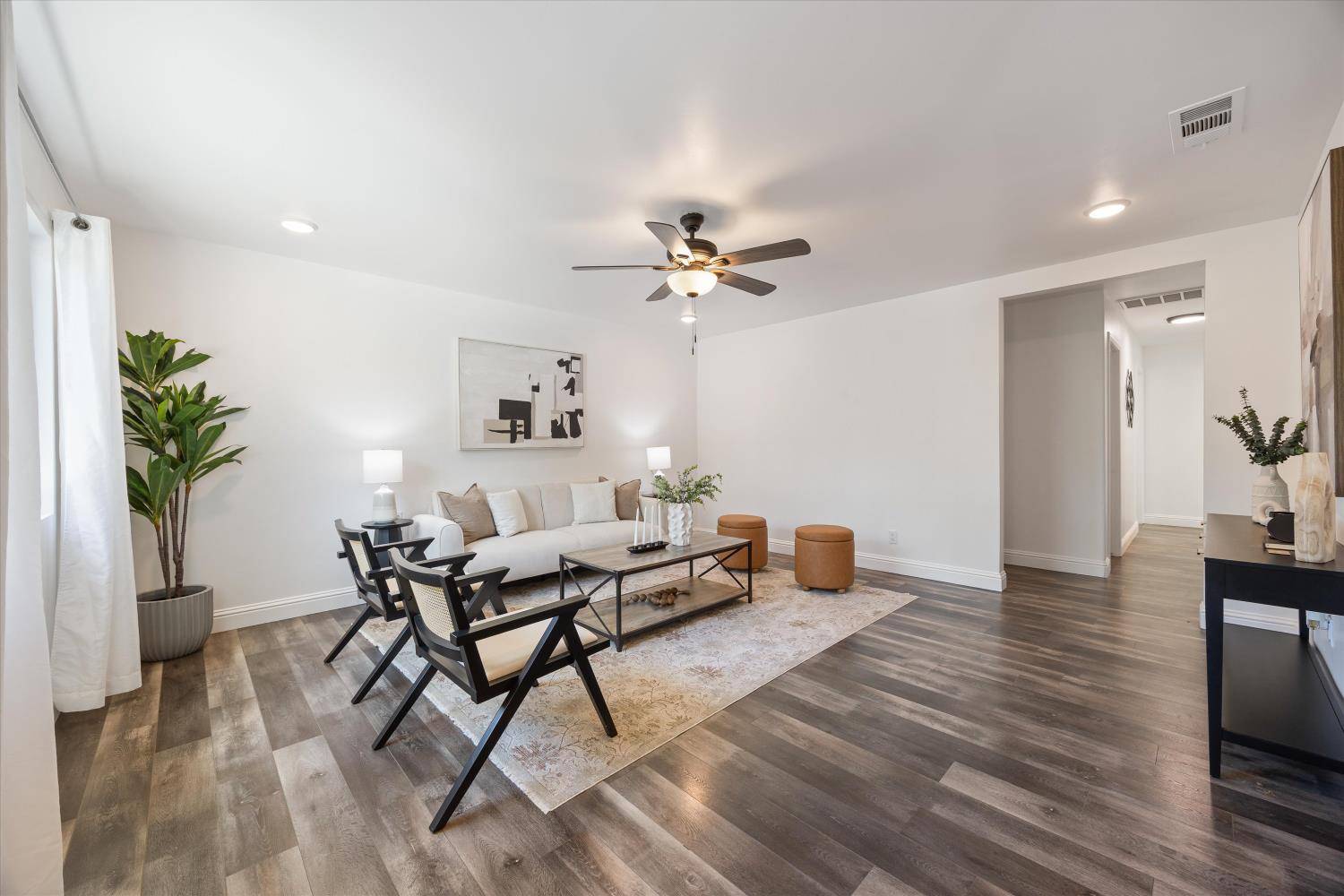 Rio Linda, CA 95673,1119 Q ST