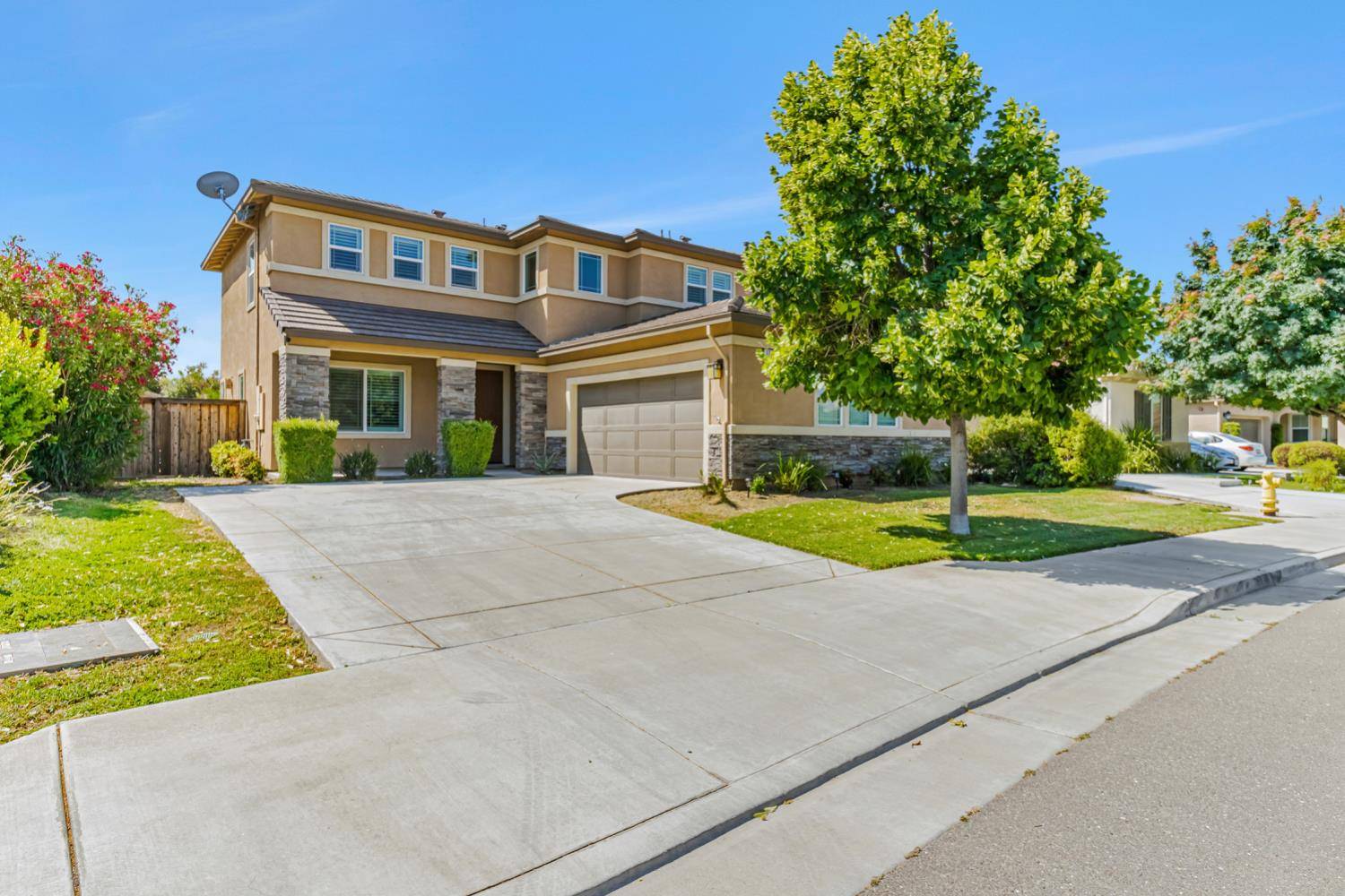 Tracy, CA 95376,1726 Hummingbird WAY