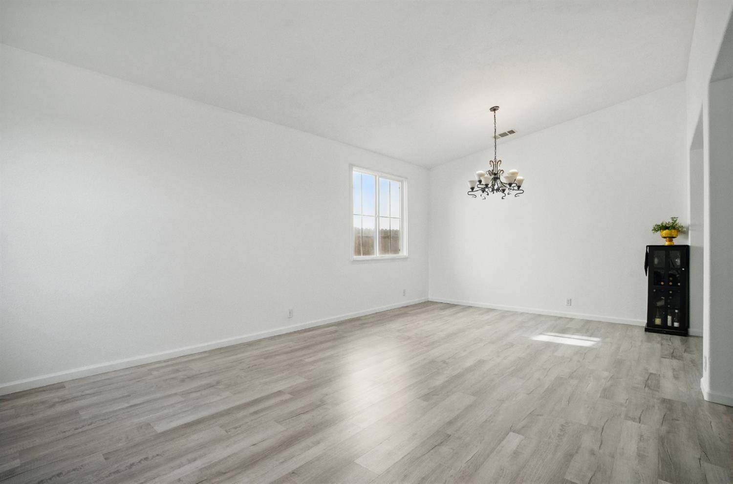 Merced, CA 95348,1216 Avignon DR
