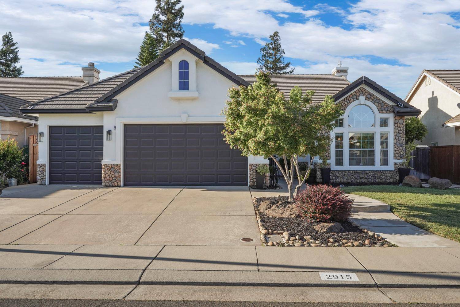 Lodi, CA 95242,2915 Sweetwood DR