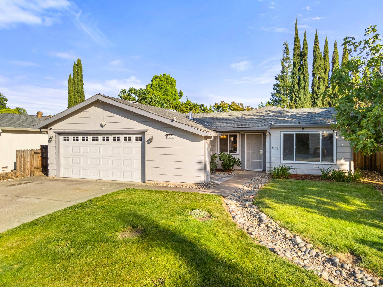 Sacramento, CA 95826,9372 Snowbird WAY