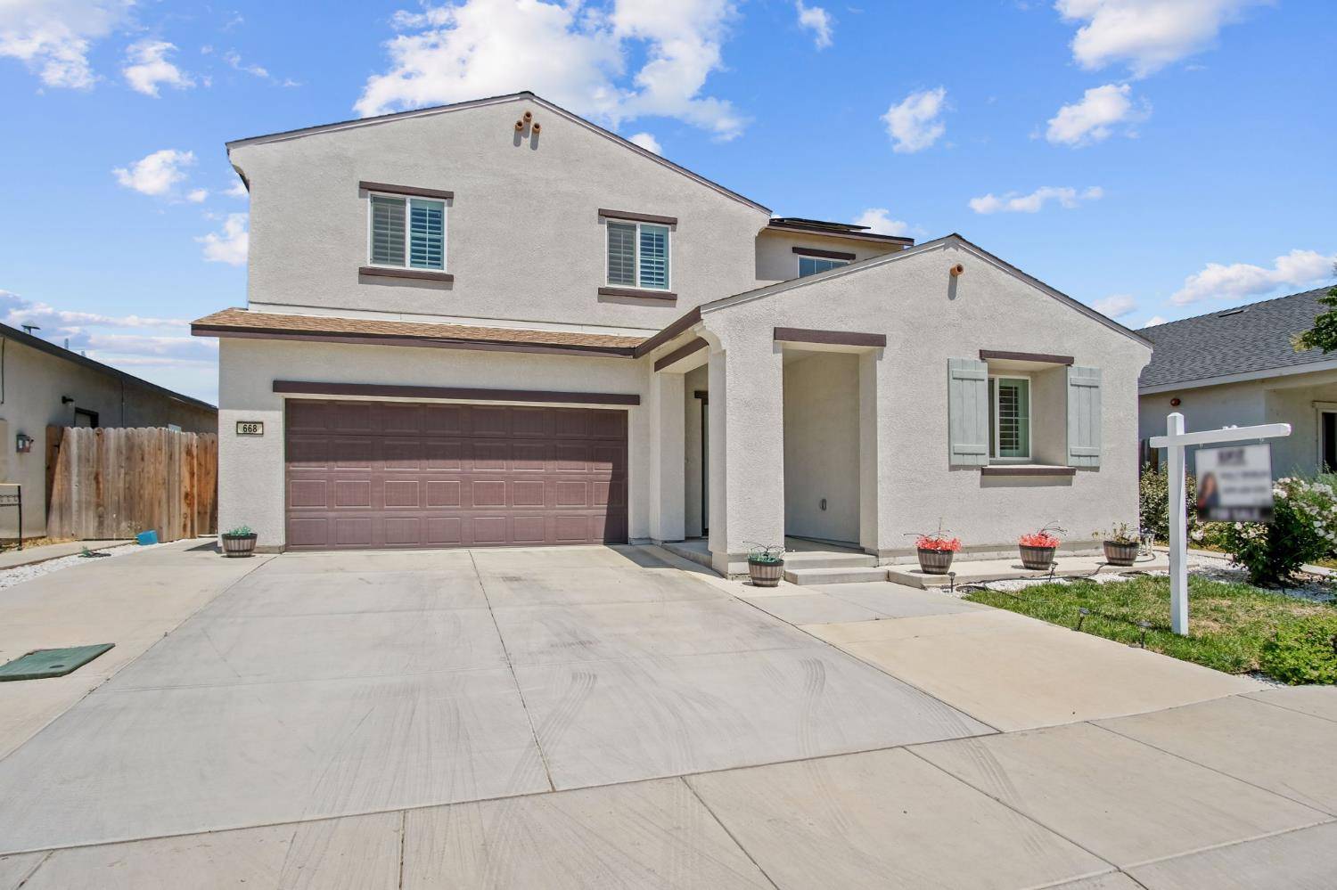 Patterson, CA 95363,668 Cheshire DR