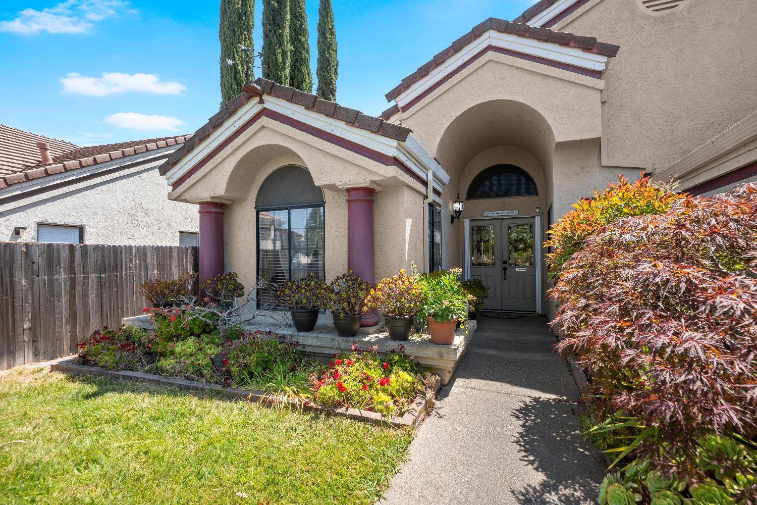 Elk Grove, CA 95758,5228 Dipper WAY