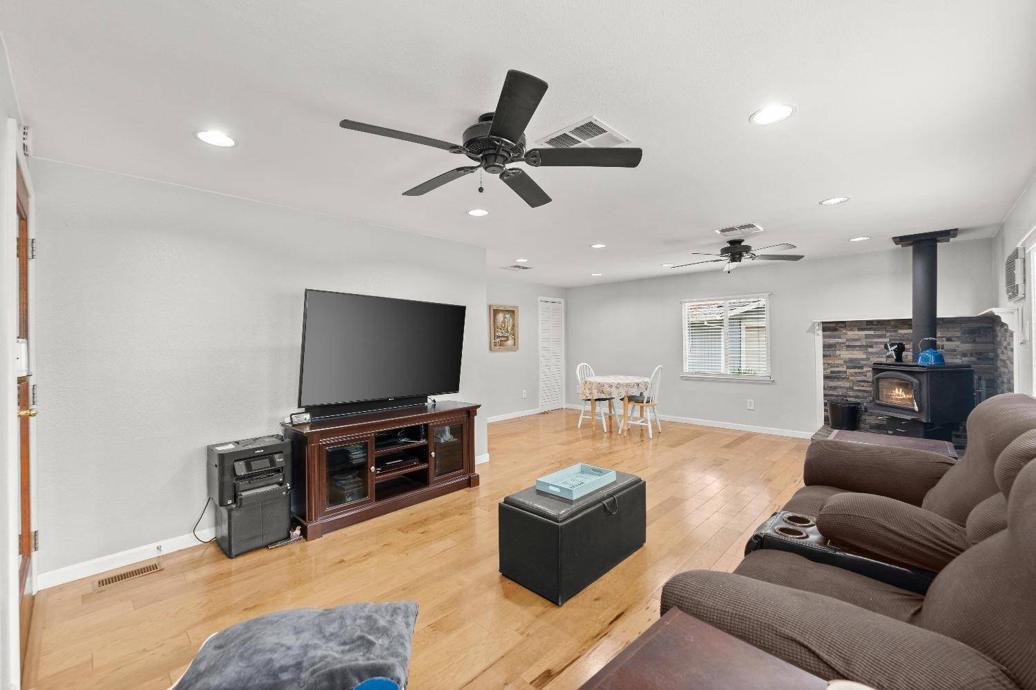 Garden Valley, CA 95633,4385 Wabasso LN