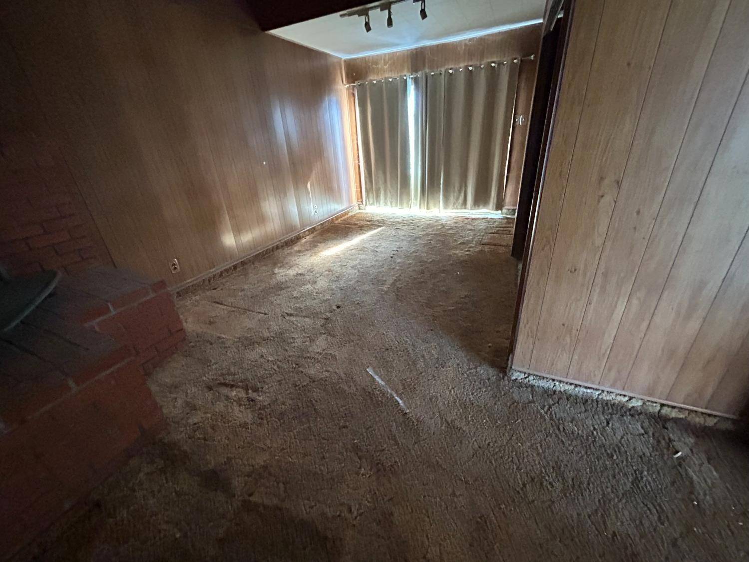 Tracy, CA 95376,19 E 21