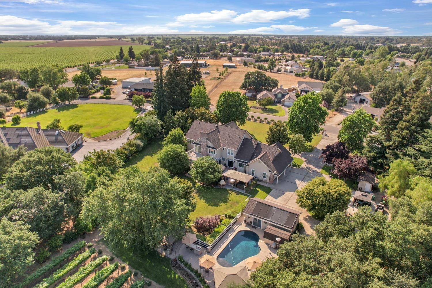 Acampo, CA 95220,24646 Meadow Creek CT