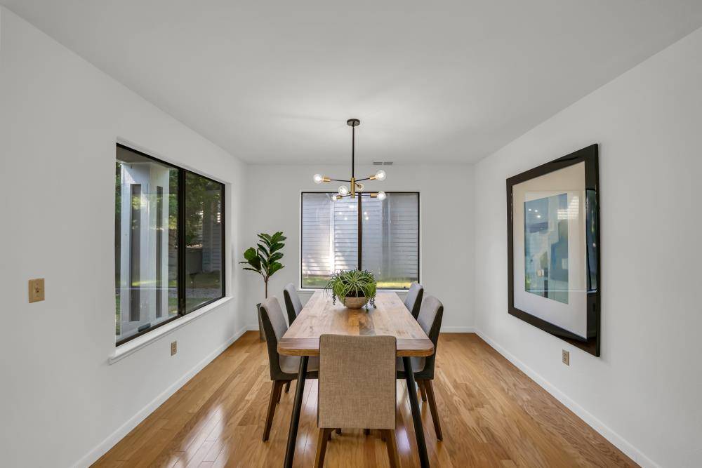 Sacramento, CA 95831,7466 Summerwind WAY