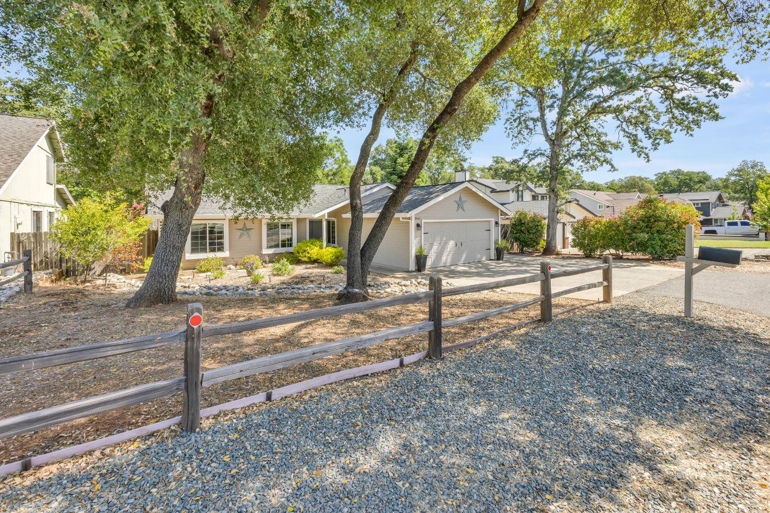 Cameron Park, CA 95682,2863 Clemson DR