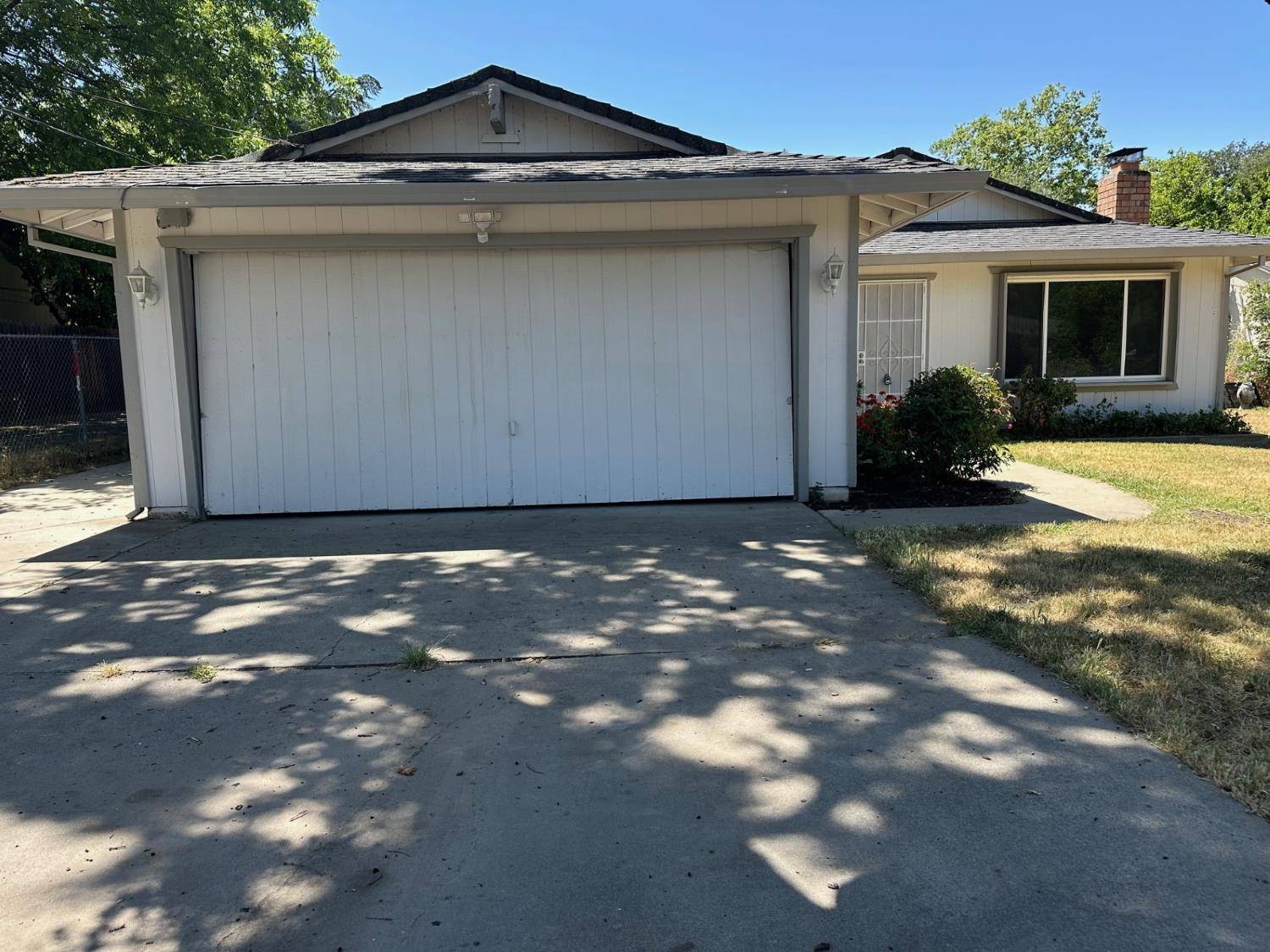 Carmichael, CA 95608,5120 Kenneth AVE