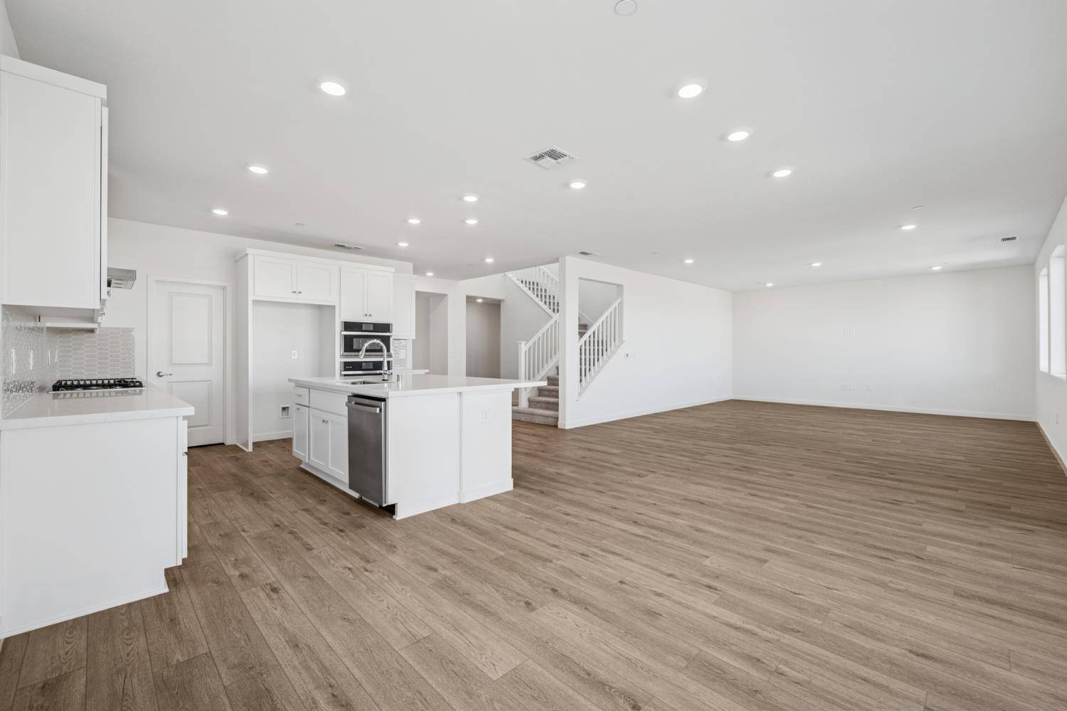 Roseville, CA 95747,4065 Salamander CIR