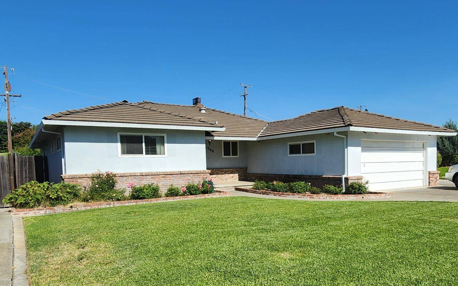 Woodland, CA 95695,1208 West ST