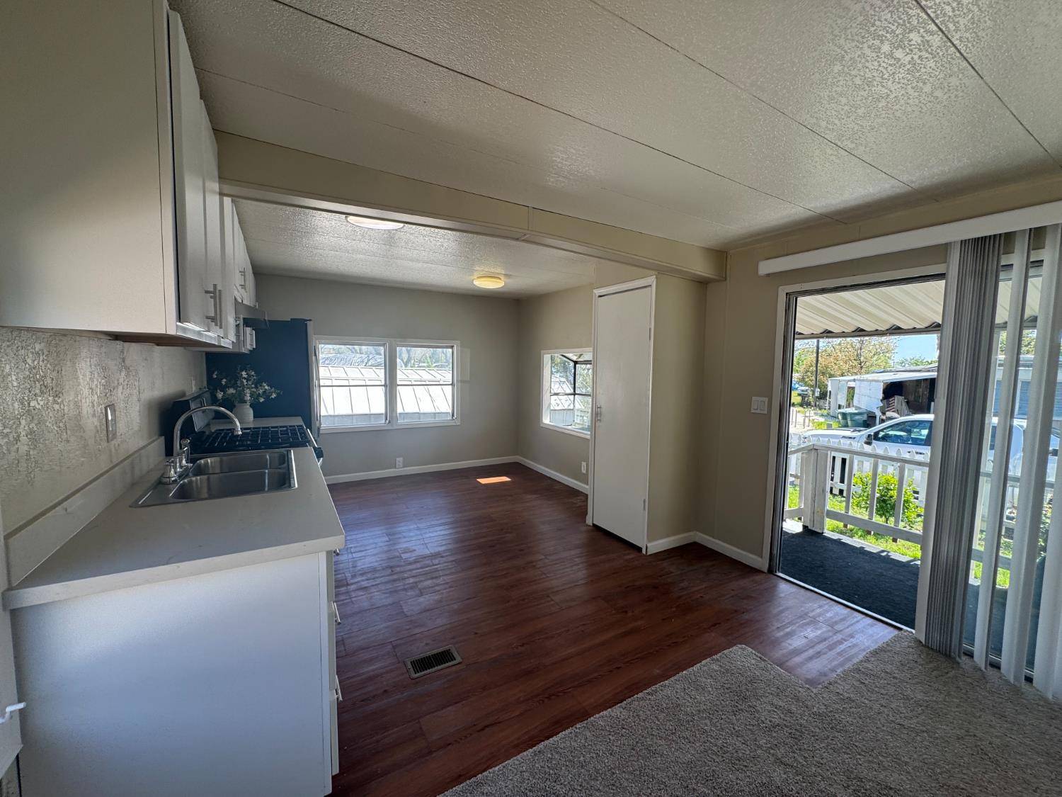 Orangevale, CA 95662,6132 Main AVE #28
