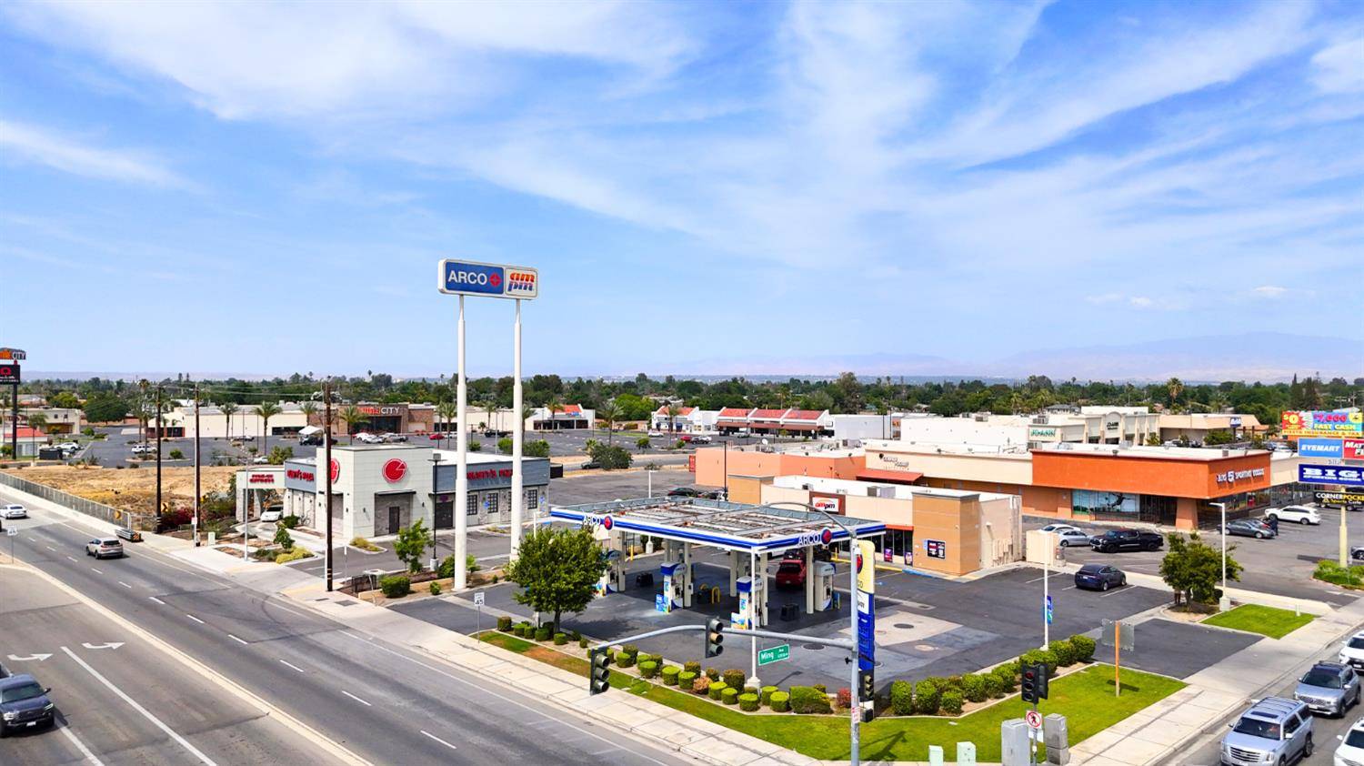 Bakersfield, CA 93304,3220 MING AVE