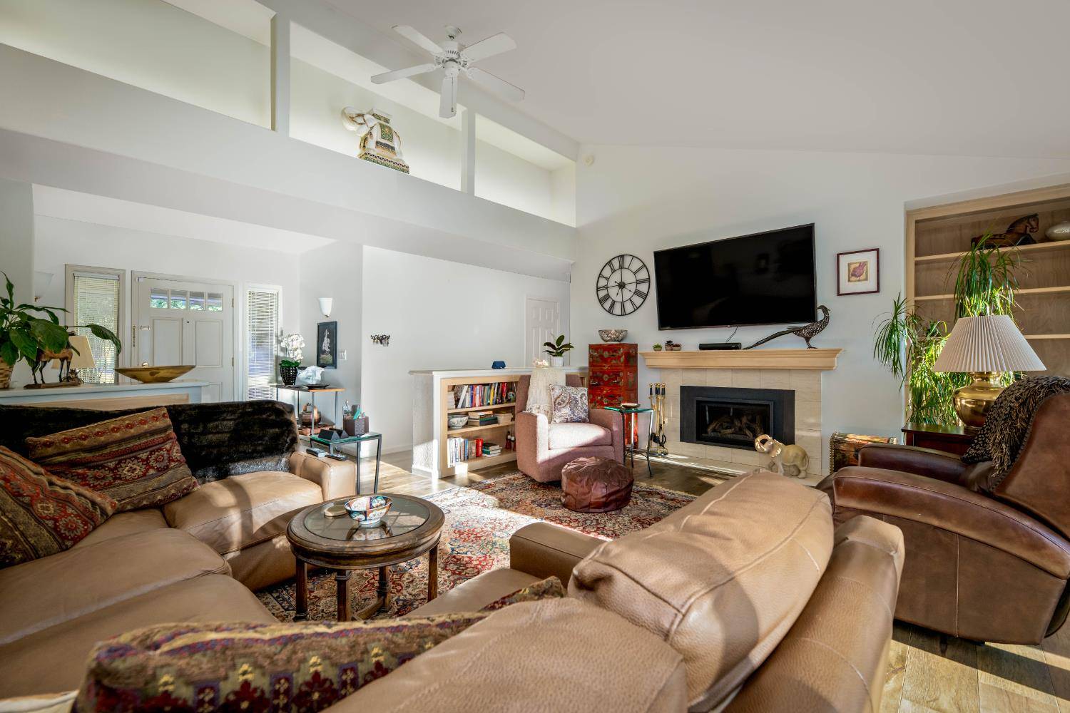 Penn Valley, CA 95946,19098 Lake Forest DR