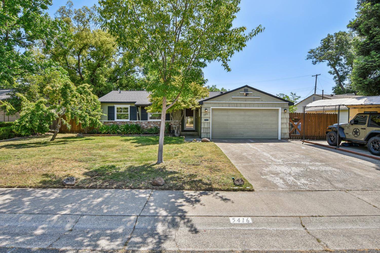 Carmichael, CA 95608,5416 Cedarhurst WAY
