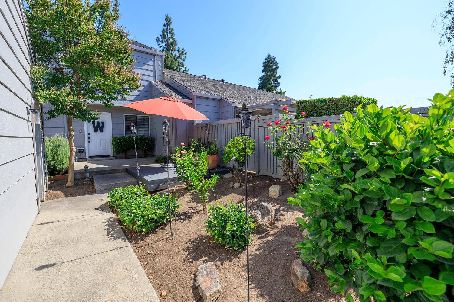 Modesto, CA 95350,261 Leveland #C