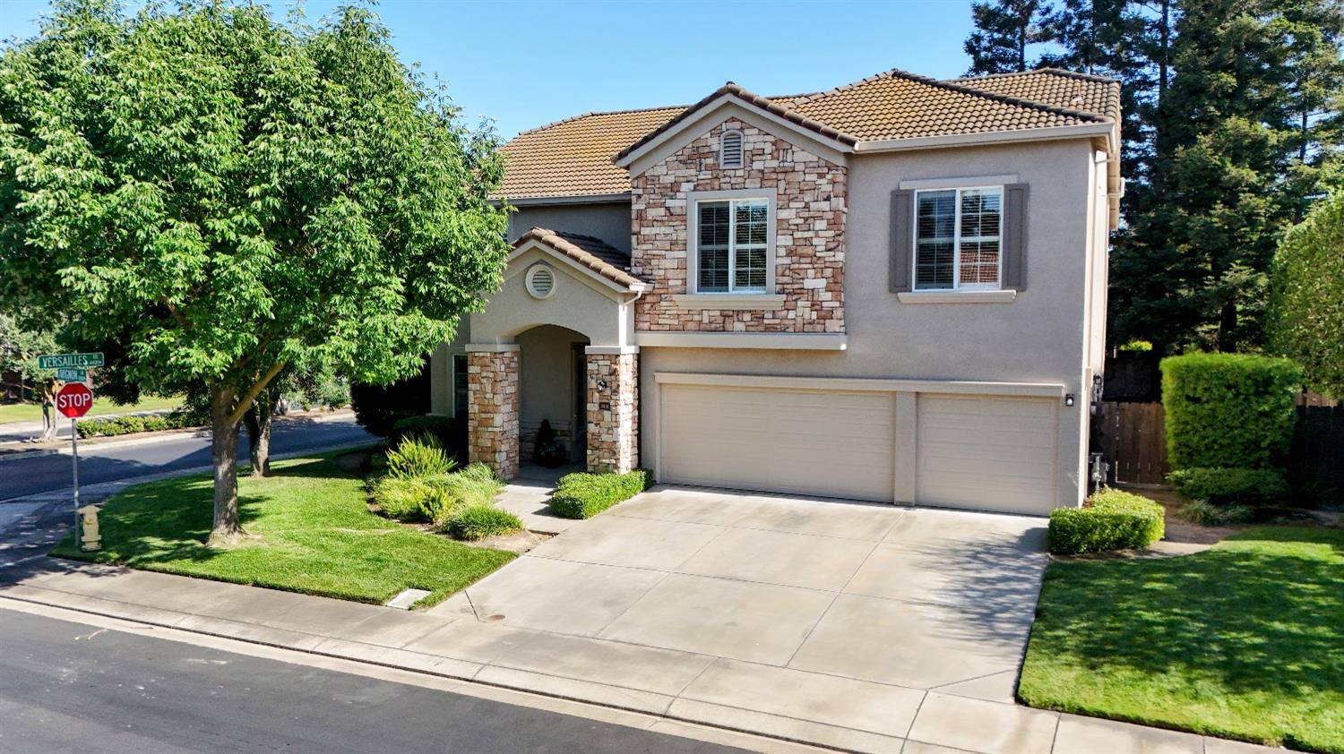 Modesto, CA 95356,1800 Avignon LN