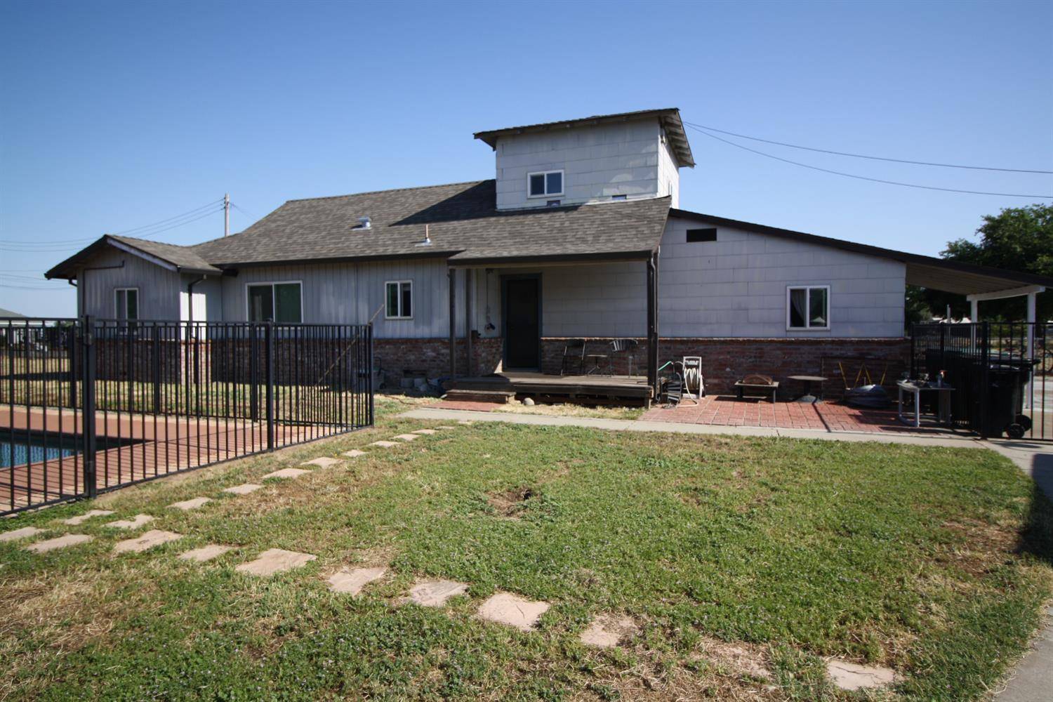 Rio Linda, CA 95673,6244 24th ST