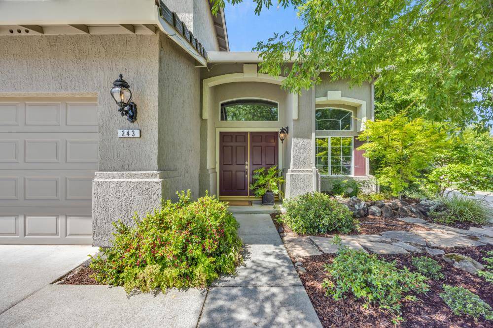 Folsom, CA 95630,243 Luna Cir CIR