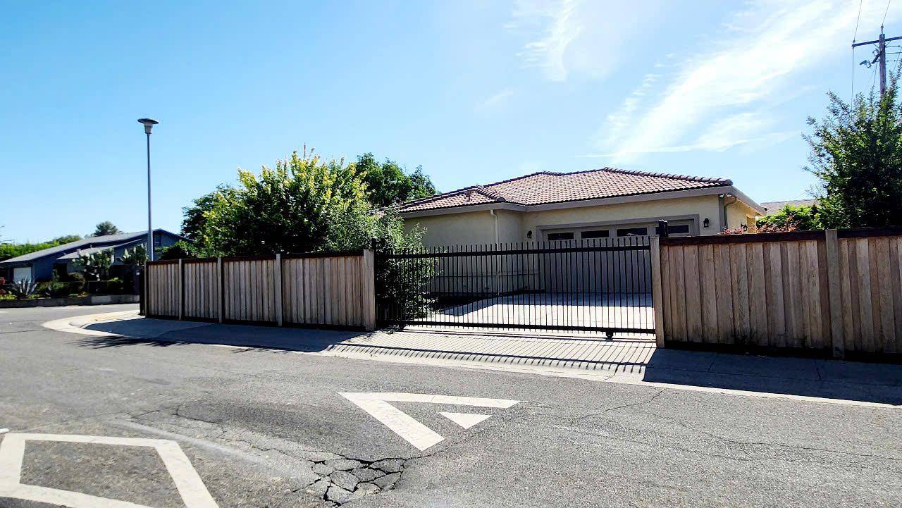 Sacramento, CA 95833,1105 Ciric AVE