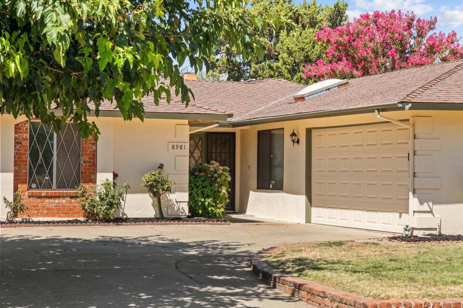 Sacramento, CA 95826,8981 Gulfport WAY