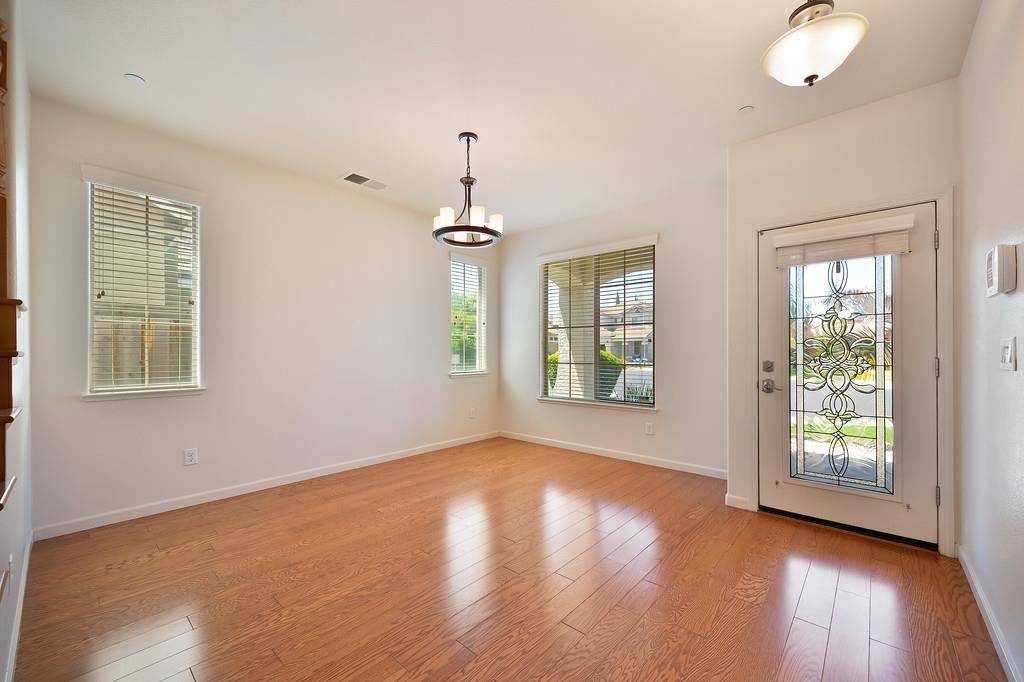 Roseville, CA 95747,316 Alsace CT