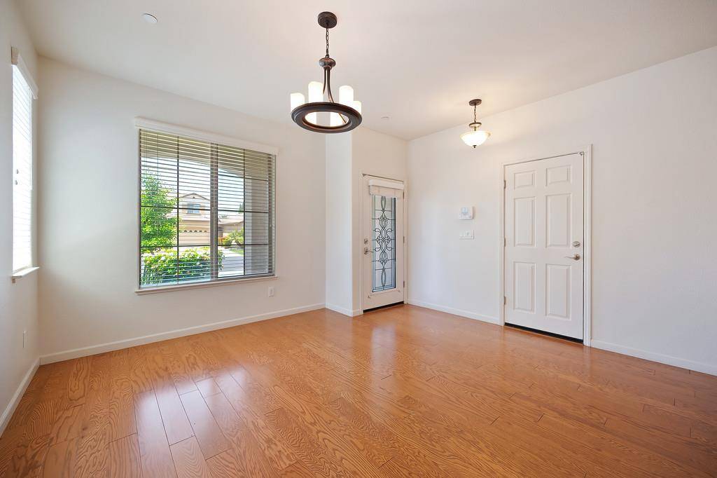 Roseville, CA 95747,316 Alsace CT