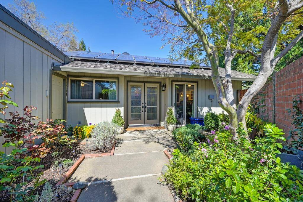 Fair Oaks, CA 95628,8931 Bluff LN