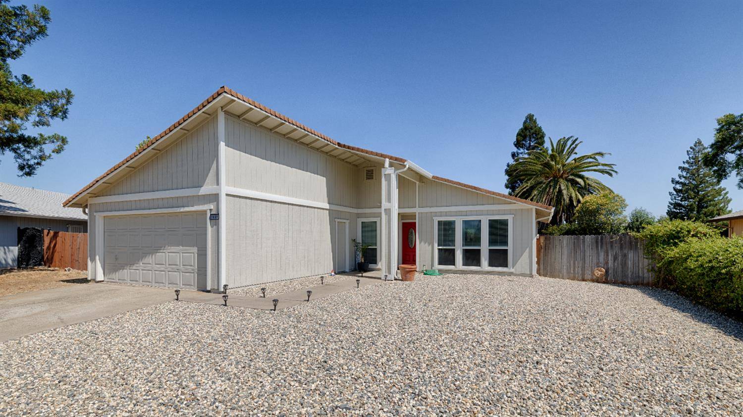 Antelope, CA 95843,7669 Plaid CIR