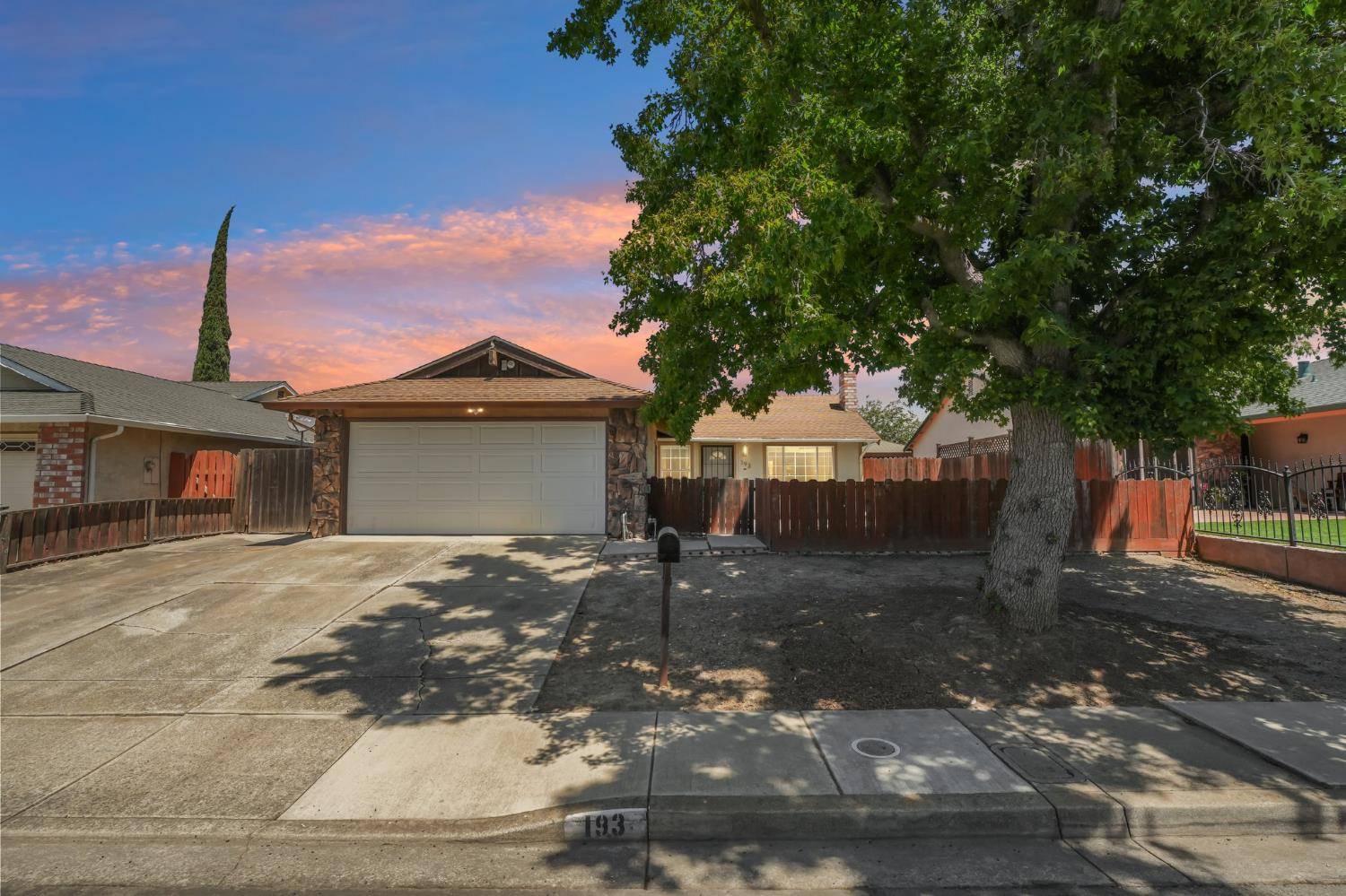 Pittsburg, CA 94565,193 Clipper DR