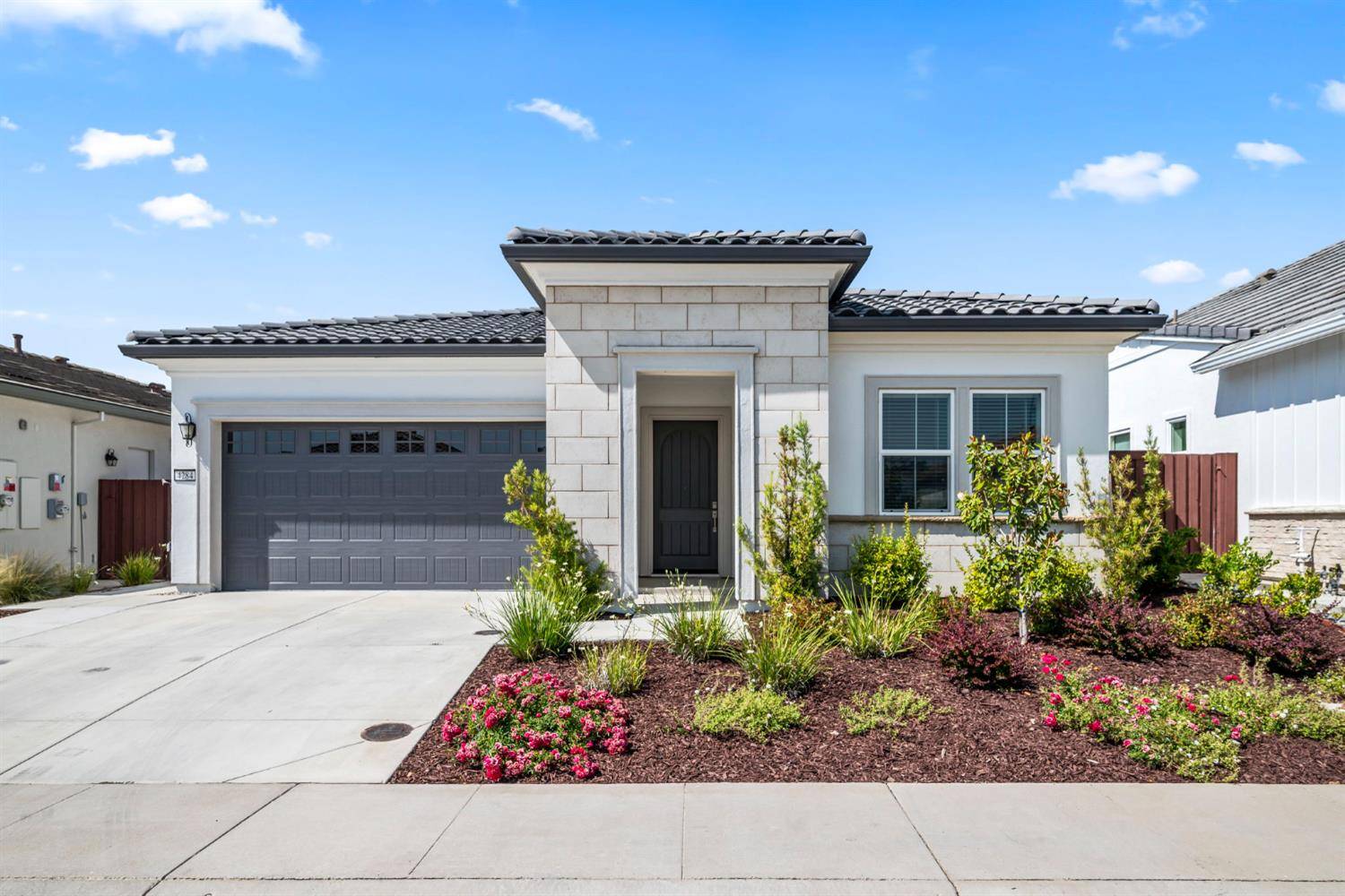 Folsom, CA 95630,4284 Brookview DR