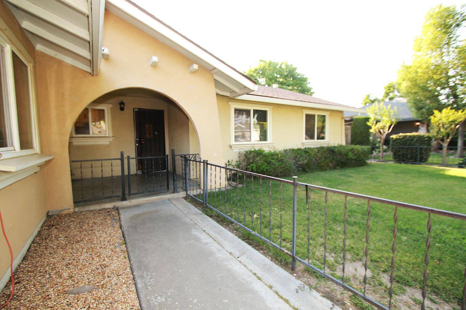 Modesto, CA 95355,1217 Blue Daisy WAY
